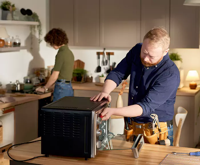 Top-Rated Oven Specialists: Your Certified Oven Repair Technician Crew in Milford, MA